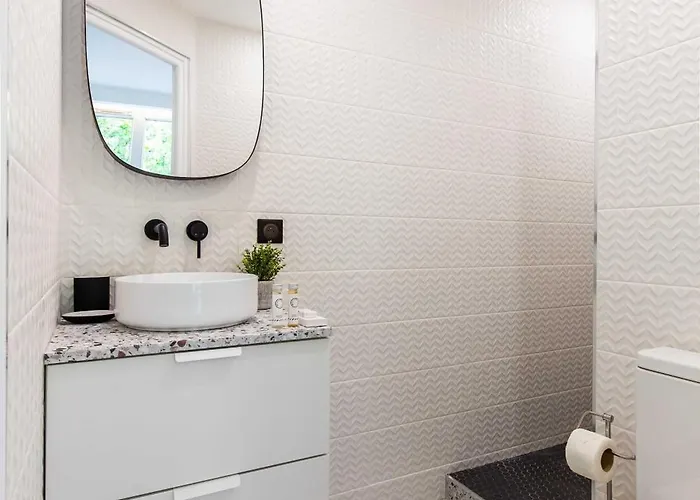 דירה Cosy - 2p - Exhibitions Park - Eiffel Tower פריז